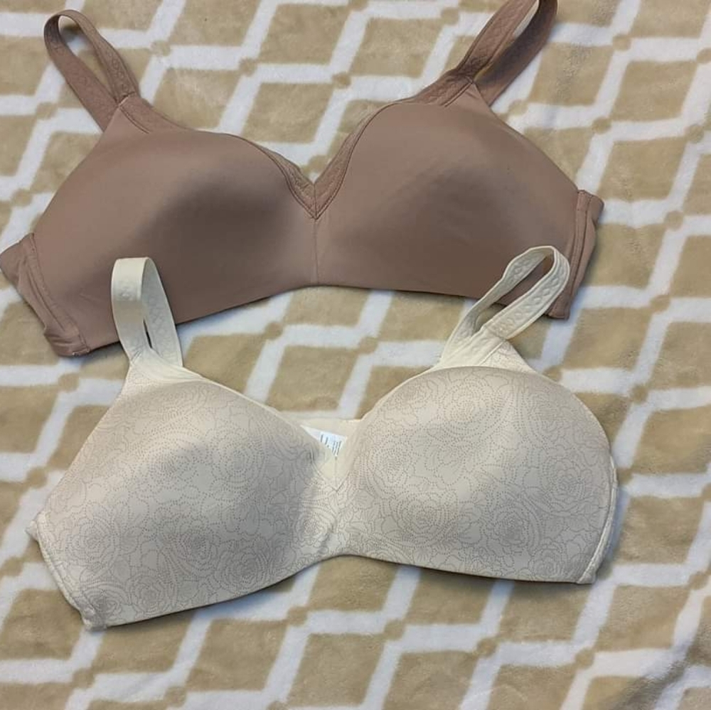 Warner's 38C bras
